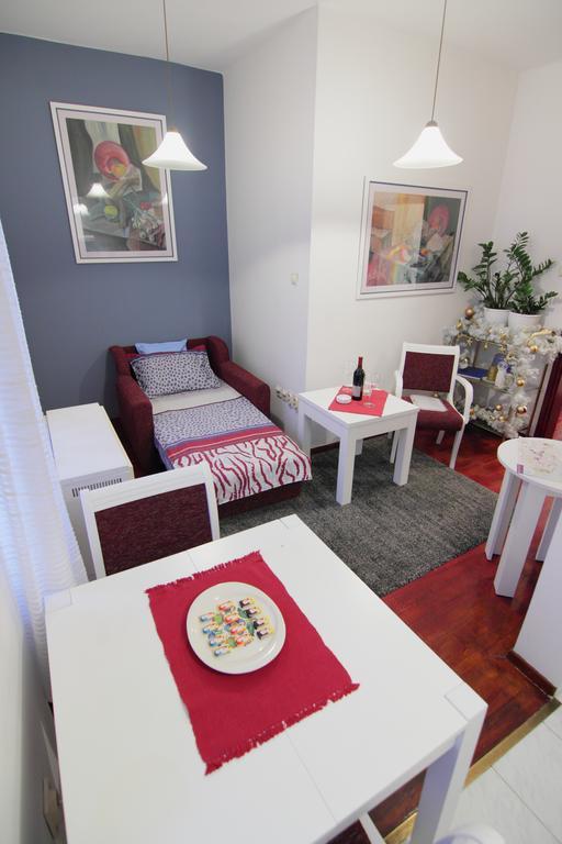 White Apartment ベオグラード エクステリア 写真
