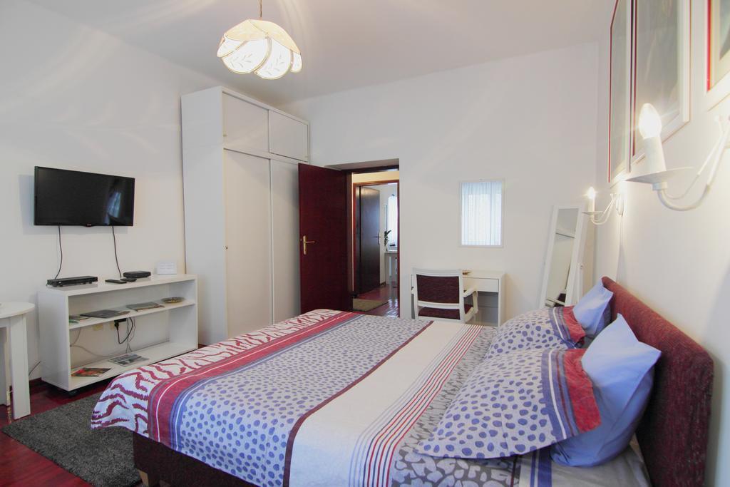 White Apartment ベオグラード エクステリア 写真